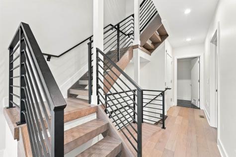 369 Park Avenue Weehawken NJ 07086