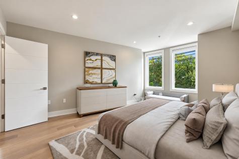 369 Park Avenue Weehawken NJ 07086