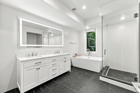 369 Park Avenue Weehawken NJ 07086