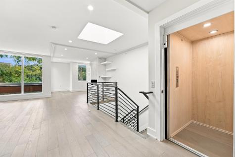 369 Park Avenue Weehawken NJ 07086