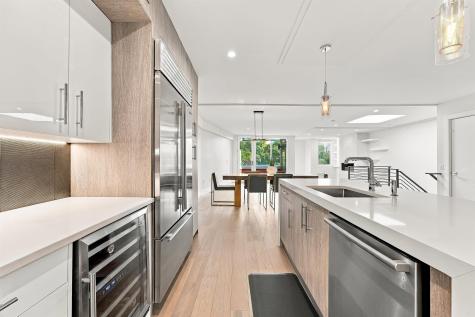 369 Park Avenue Weehawken NJ 07086