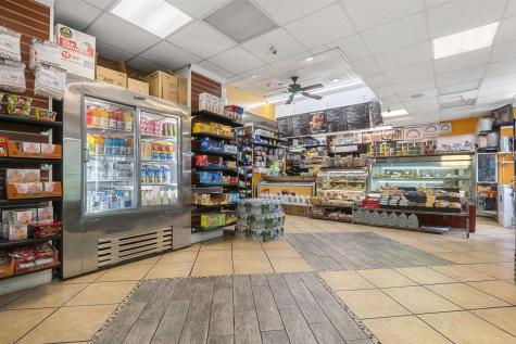 100 Manhattan Avenue Union City NJ 07087
