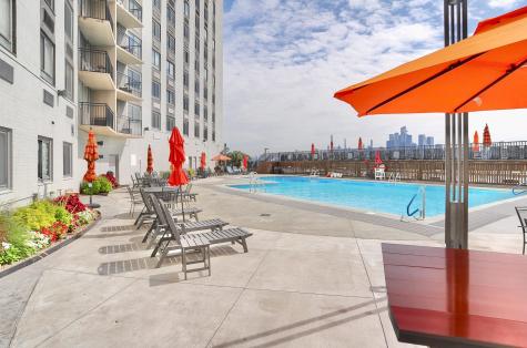 100 Manhattan Avenue Union City NJ 07087