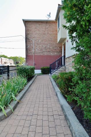 604 Avenue A Bayonne NJ 07002