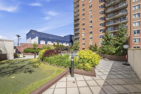 3312 Hudson Avenue Union City NJ 07087
