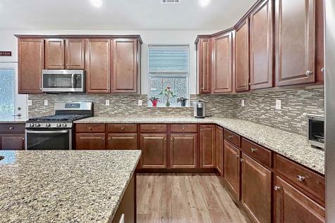 308 Parkview Lane Rockaway Township NJ 07866