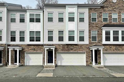 308 Parkview Lane Rockaway Township NJ 07866