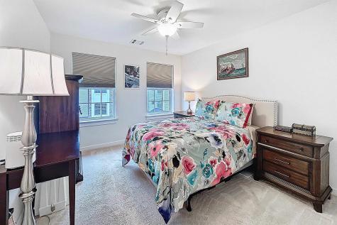 308 Parkview Lane Rockaway Township NJ 07866