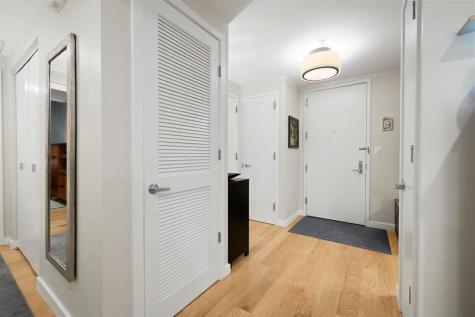 222 Montgomery Street Jersey City NJ 07302