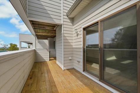 812 Topsail Lane Secaucus NJ 07094