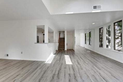 812 Topsail Lane Secaucus NJ 07094