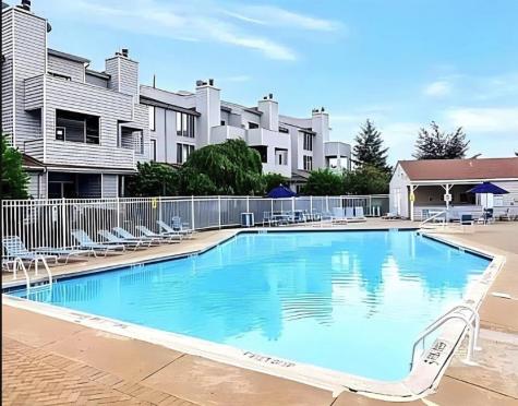 812 Topsail Lane Secaucus NJ 07094