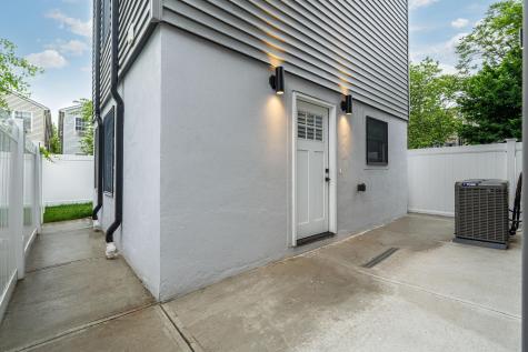 161 Woodlawn Avenue Jersey City NJ 07305