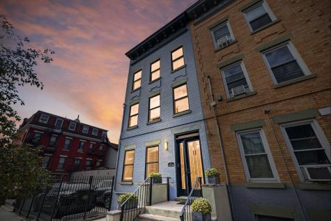 11 Jefferson Avenue Jersey City NJ 07306