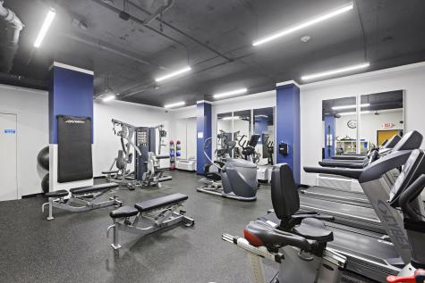 100 Manhattan Avenue Union City NJ 07087