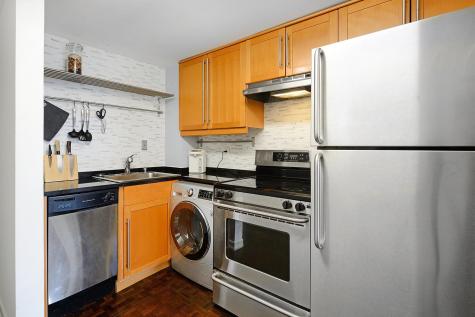 212 9th Street Jersey City NJ 07302