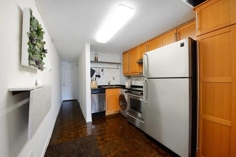 212 9th Street Jersey City NJ 07302