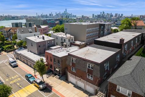161 18th Street Union City NJ 07087