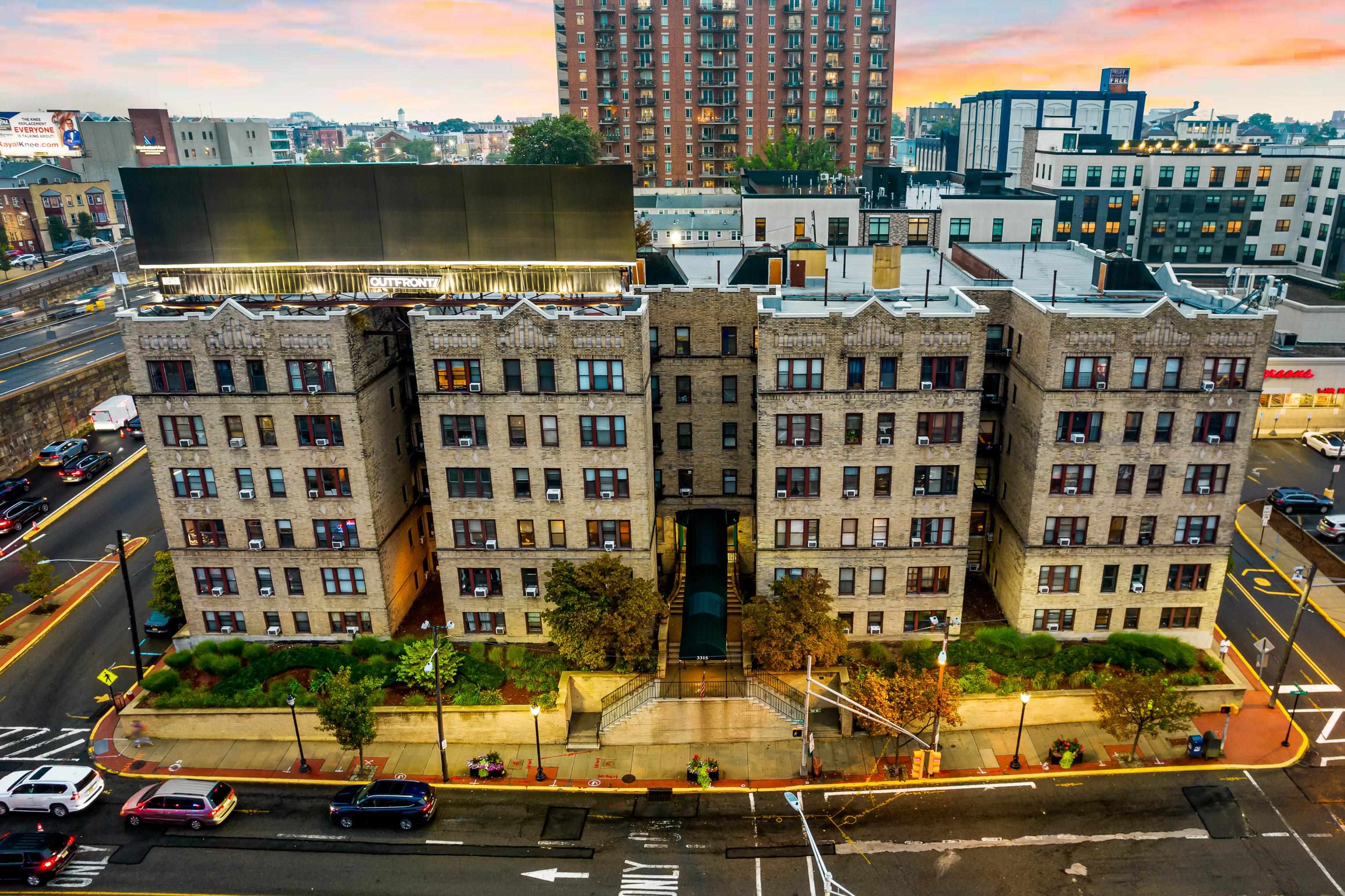3315 Pleasant Avenue Union City NJ 07087