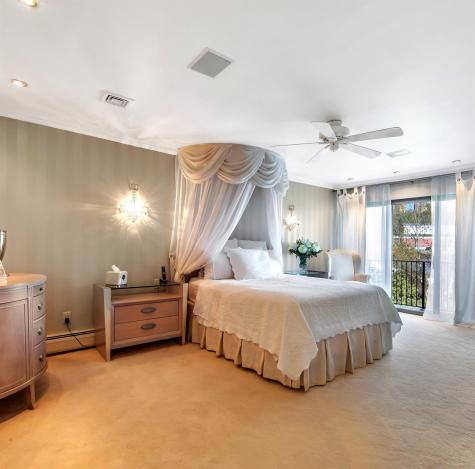 1c Cove Lane North Bergen NJ 07047