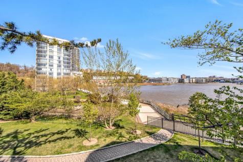 1c Cove Lane North Bergen NJ 07047