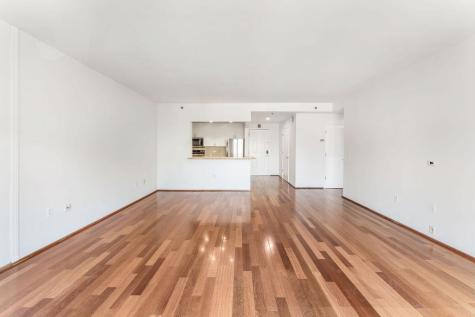 2305 City Place Edgewater NJ 07020