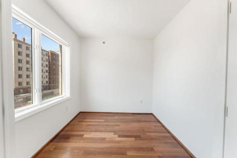 2305 City Place Edgewater NJ 07020