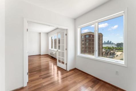 2305 City Place Edgewater NJ 07020