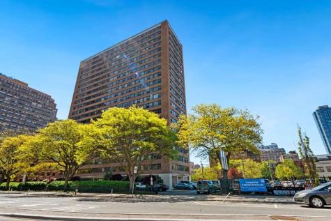 135 Montgomery Street Jersey City NJ 07302