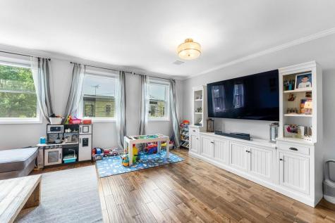 53 W 19th Street Weehawken NJ 07086