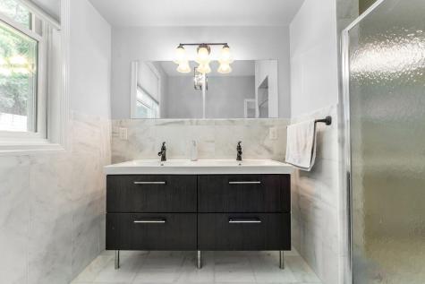 53 W 19th Street Weehawken NJ 07086