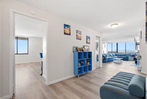 1633 Harmon Cove Tower Secaucus NJ 07094