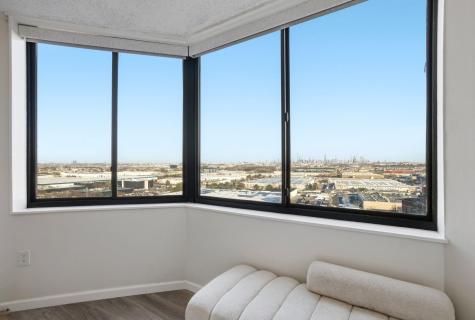 1633 Harmon Cove Tower Secaucus NJ 07094
