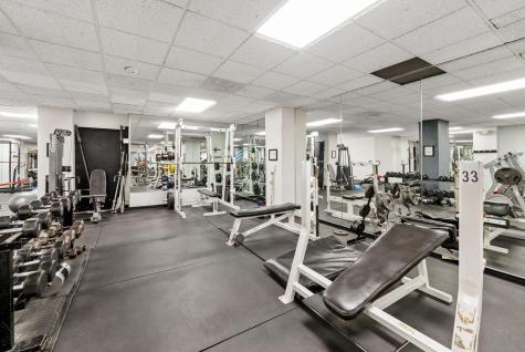1633 Harmon Cove Tower Secaucus NJ 07094