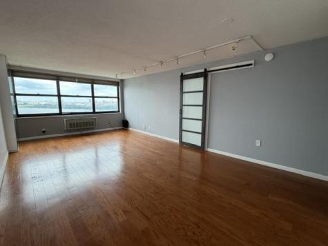 7004 Boulevard East Guttenberg NJ 07093