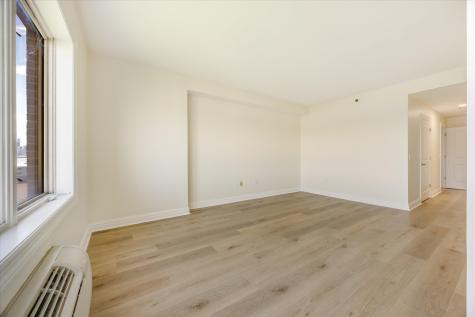 6315 City Place Edgewater NJ 07020