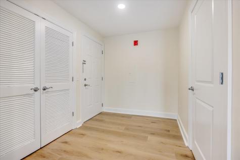 6315 City Place Edgewater NJ 07020