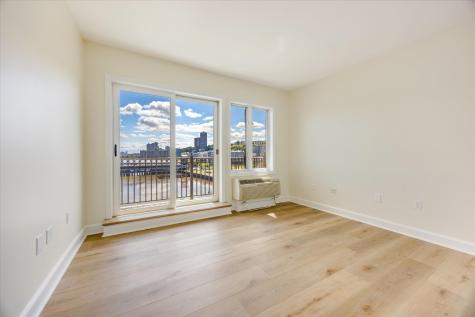 6315 City Place Edgewater NJ 07020
