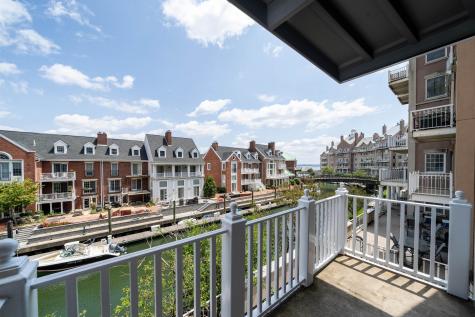 202 Shearwater Court West Jersey City NJ 07305