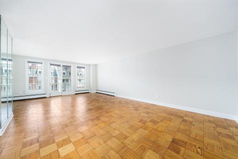 202 Shearwater Court West Jersey City NJ 07305