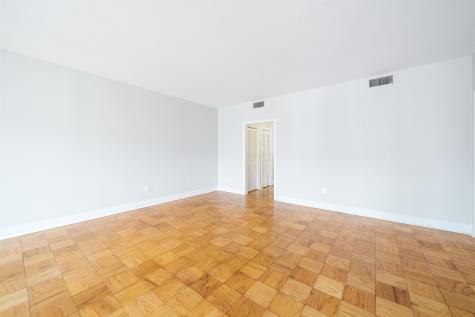 202 Shearwater Court West Jersey City NJ 07305