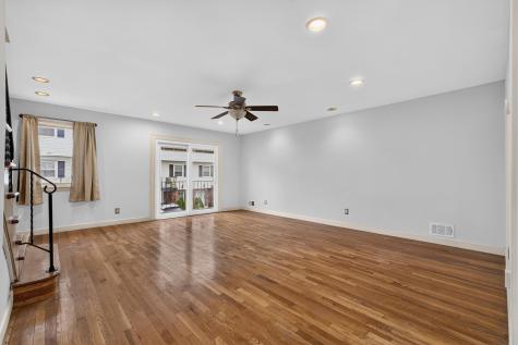 87 West 9th Street Bayonne NJ 07002