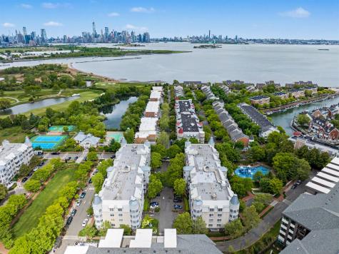 4 Constellation Place Jersey City NJ 07305
