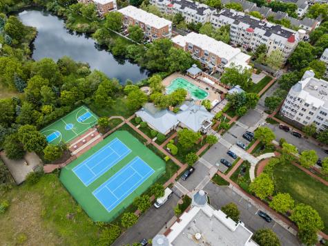 4 Constellation Place Jersey City NJ 07305