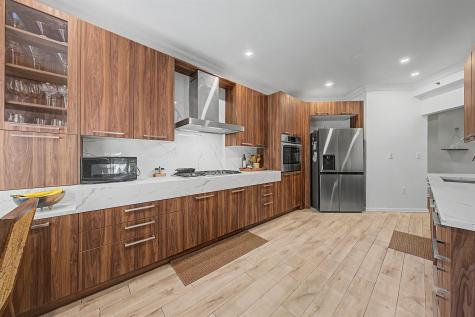 4 Constellation Place Jersey City NJ 07305