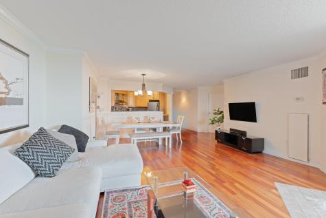 719 Harmon Cove Tower Secaucus NJ 07094