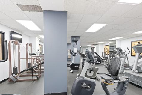 719 Harmon Cove Tower Secaucus NJ 07094
