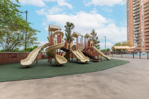 719 Harmon Cove Tower Secaucus NJ 07094