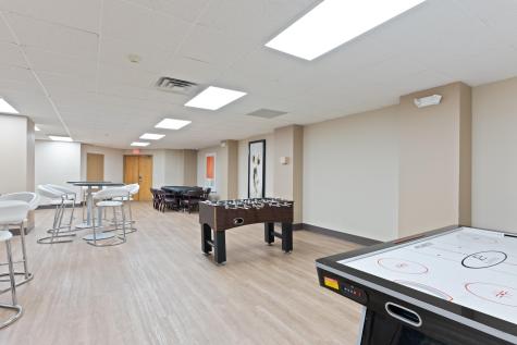719 Harmon Cove Tower Secaucus NJ 07094