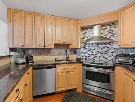 719 Harmon Cove Tower Secaucus NJ 07094